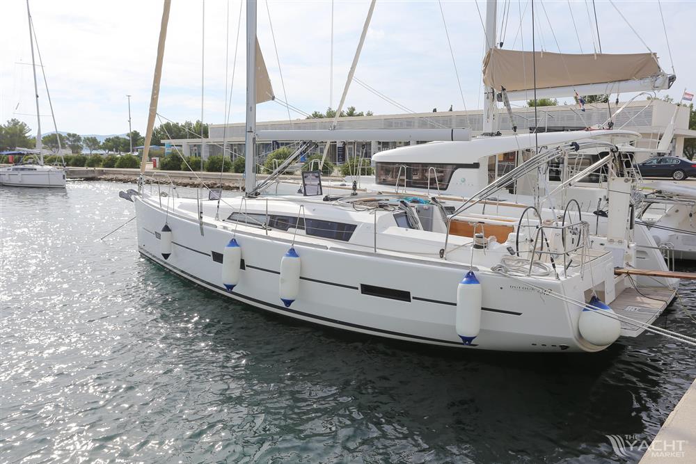Dufour 412 Grand Large (2016) for sale