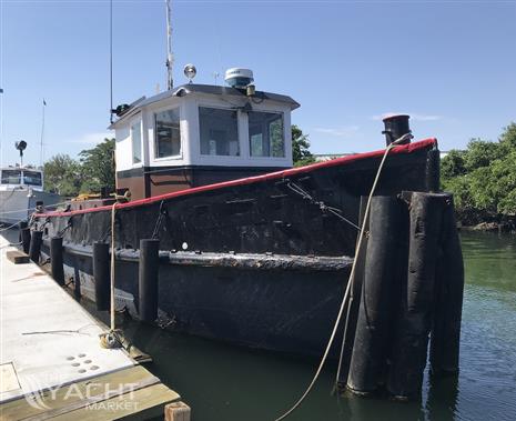 42′ x 14′ Single Screw Steel Tug / Workboat / Ice Breaker