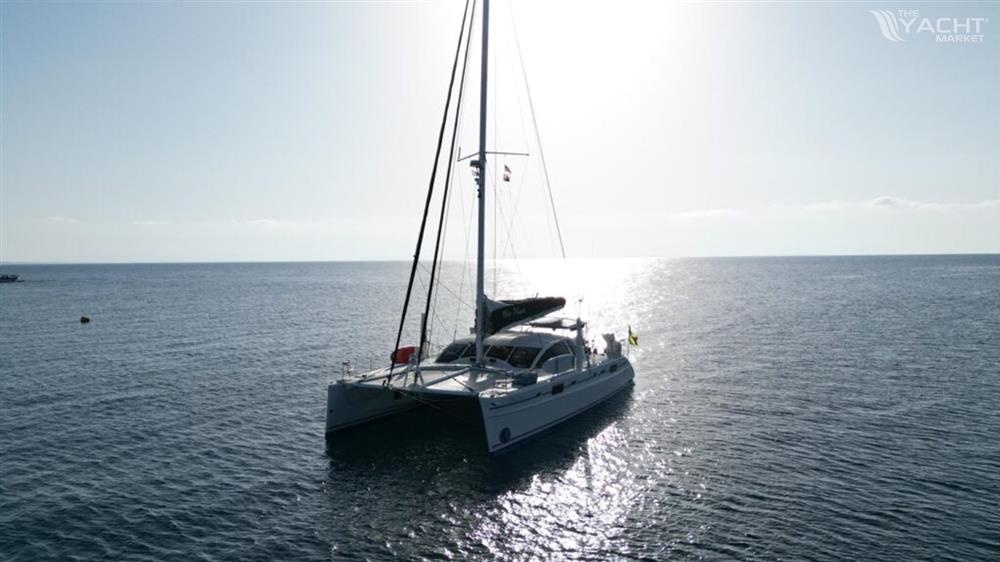 CATANA 581 Owner's Version (2002) for sale