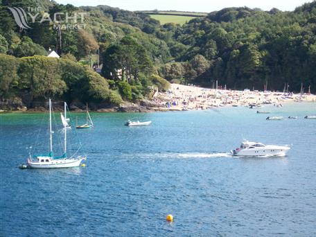 Salcombe flyer wanted for cash/brokerage