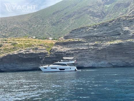 Ferretti Yachts 500 - Image 1