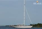 Classic Sailing Yacht - Picture 4
