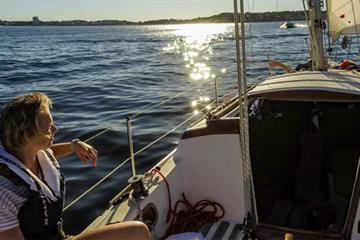 articles - women-in-boating