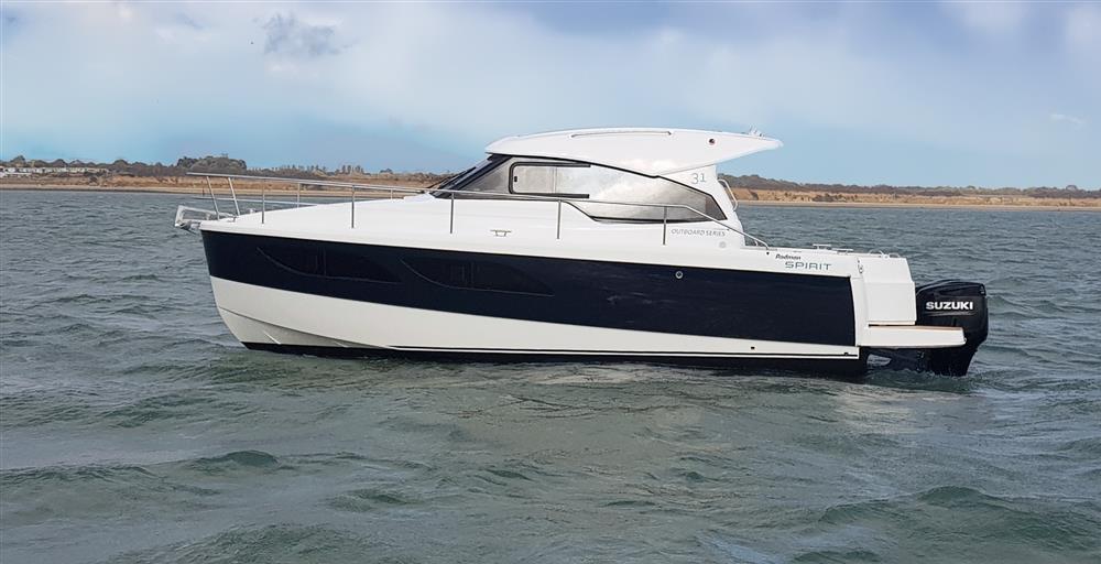 2019 Spirit 31 Outboard