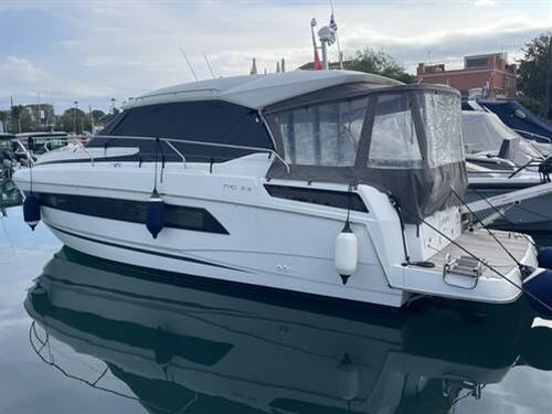 Jeanneau NC 33