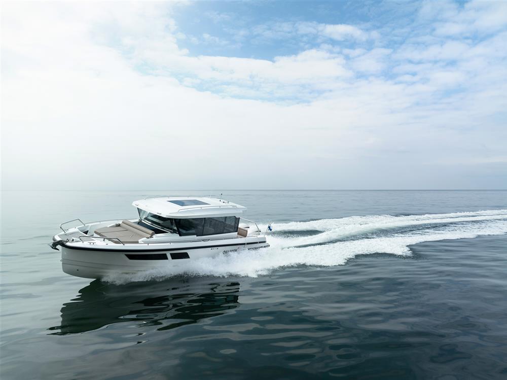 Quarken 35 Cabin