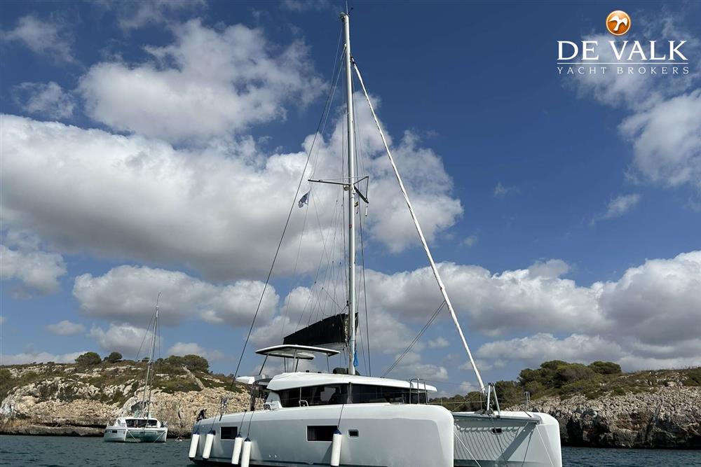 Lagoon 42