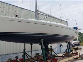 HANSE YACHTS HANSE 370 E