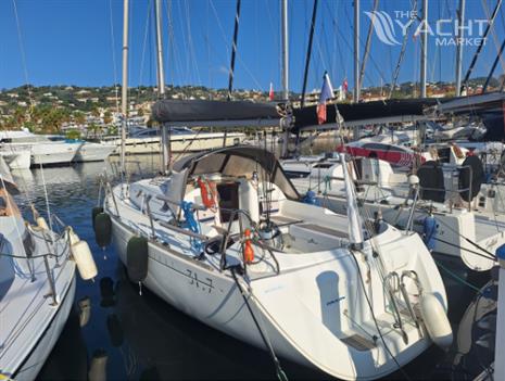 BENETEAU FIRST 31.7