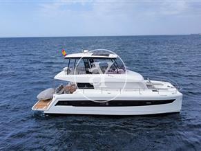 FOUNTAINE PAJOT MY 44