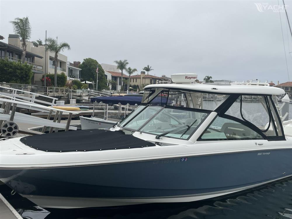 2018 Boston Whaler