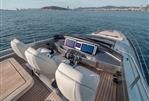 Pershing 8X