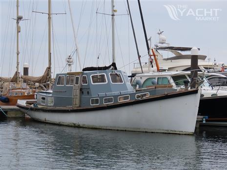 Wooden Liveaboard Ex Naval Harbour Launch - IMG 1675