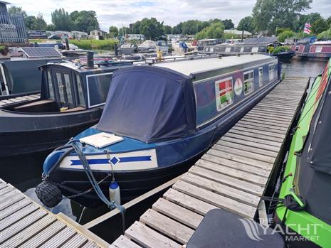 Piper Boats 38ft Narrowboat called Kingfisher