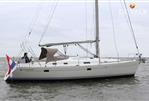 Beneteau Oceanis 381 - Picture 2