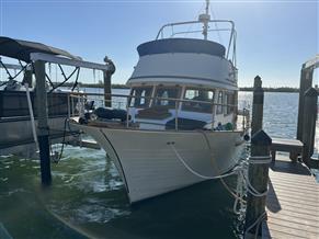 Albin Dual Cabin