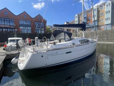 Beneteau Oceanis 40