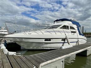 Sealine 330 Statesman