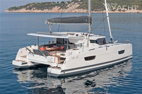 FOUNTAINE PAJOT ISLA 40