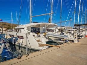 Lagoon Catamarans Lagoon 50