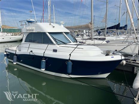 BENETEAU ANTARES SERIE 9