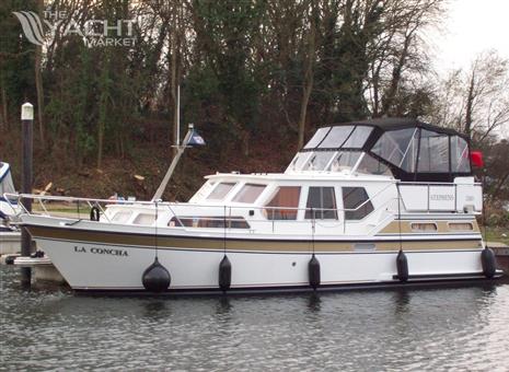 Stevens 1140 Dutch Steel Motor Cruiser