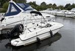 Bayliner E5