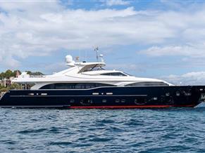 Ferretti Yachts Custom Line 112 Next