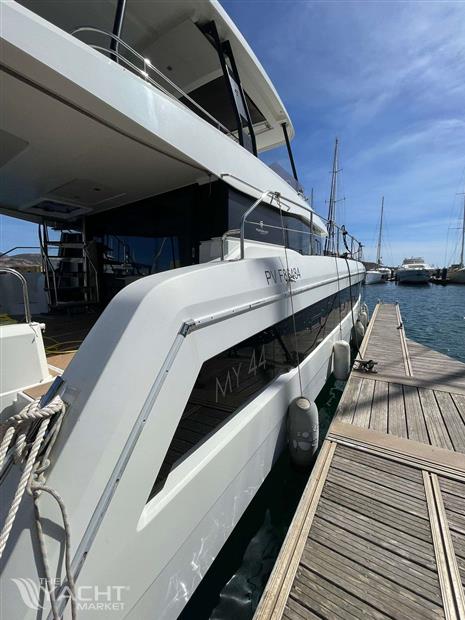 FOUNTAINE PAJOT MY 44