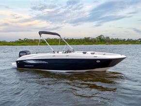 Bayliner E18 Outboard