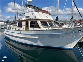 Miracle Marine 43 Trawler