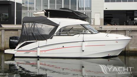 Beneteau Antares 7