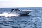 Cruisers Yachts 4270 Express