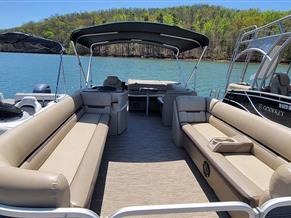 Godfrey Pontoon Sweetwater 2386