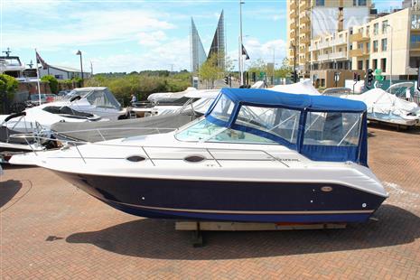 Sea Ray 250 Sundancer