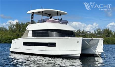 Fountaine Pajot MY 37 - Used Power Catamaran for sale