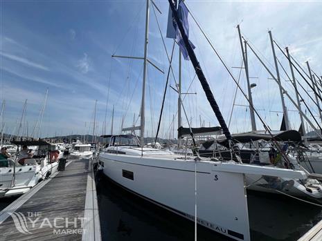 BENETEAU OCEANIS 51.1