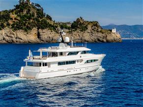 Heesen 38m