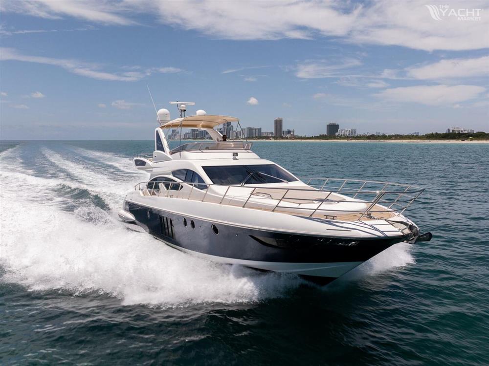 2013 Azimut