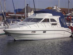 Sealine F33