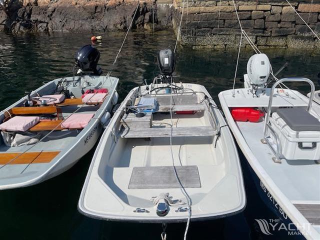 1982 Boston Whaler