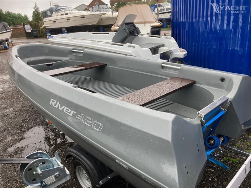 River Boats 420 open 2022 Used Boat for Sale in Acaster Malbis