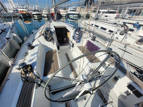 Beneteau First 35