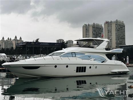 Azimut 70