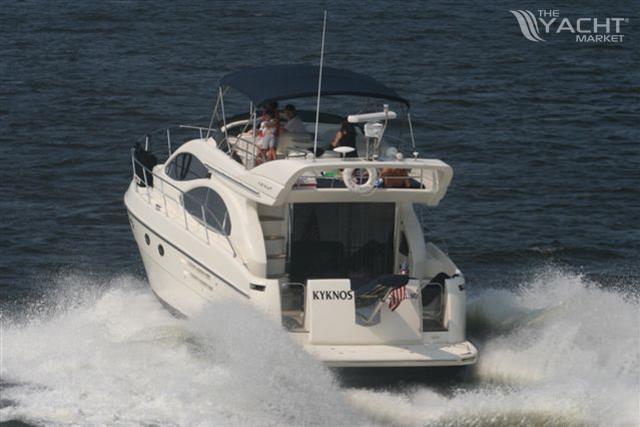 2005 Azimut