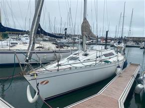 BENETEAU FIRST 30 E