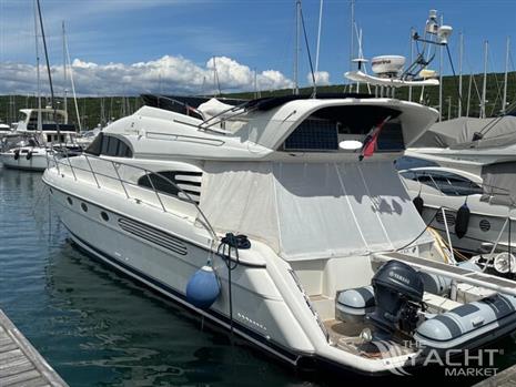 Fairline 55 Squadron
