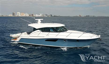 Tiara Yachts 44 Coupe - Profile  