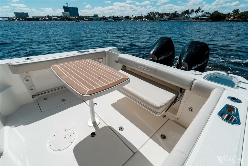 2022 Boston Whaler