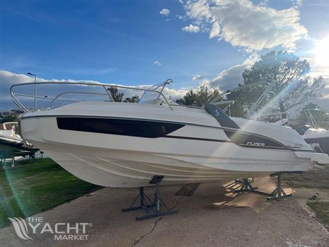 BENETEAU FLYER 7.7 SUNDECK